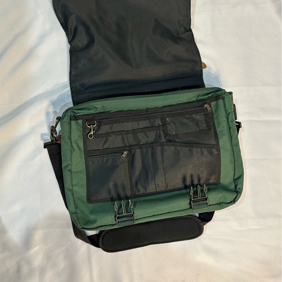 Computer messenger bag - Picture 4 of 10